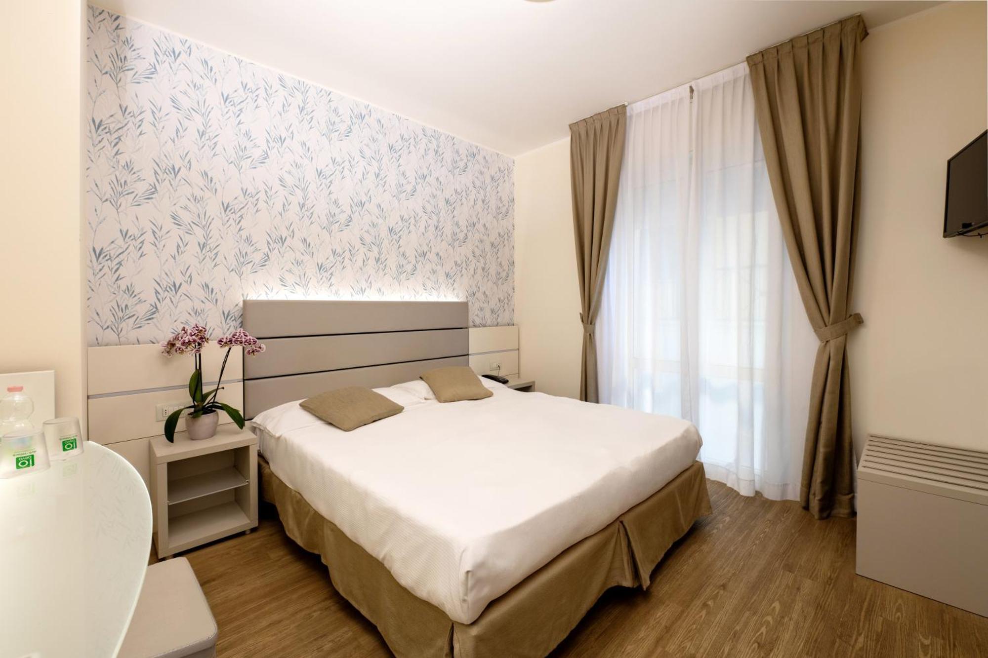 Hotel Astoria Caorle Zewnętrze zdjęcie
