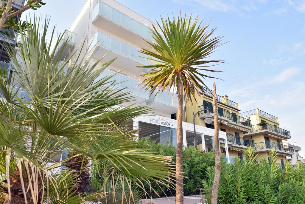 Hotel Astoria Caorle Zewnętrze zdjęcie